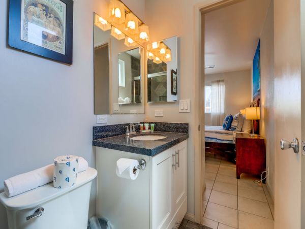 Mission Beach And Pacific Beach Condo 983724