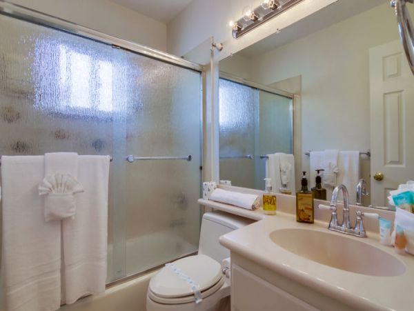 Mission Beach And Pacific Beach Condo 983728