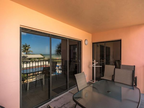 Three Bedroom Condo Gulf Front Vacation Rental