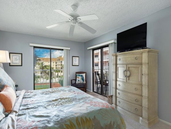 Three Bedroom Condo Gulf Front Vacation Rental