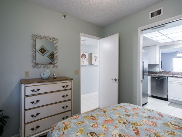Three Bedroom Condo Gulf Front Vacation Rental