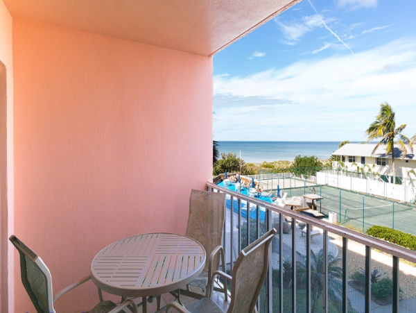 Escape to a Serene Getaway in Indian Rocks Beach Vacation Rental