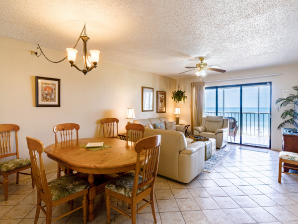 Ocean Front 3 Bedroom Condo Sleeps 6 Guests