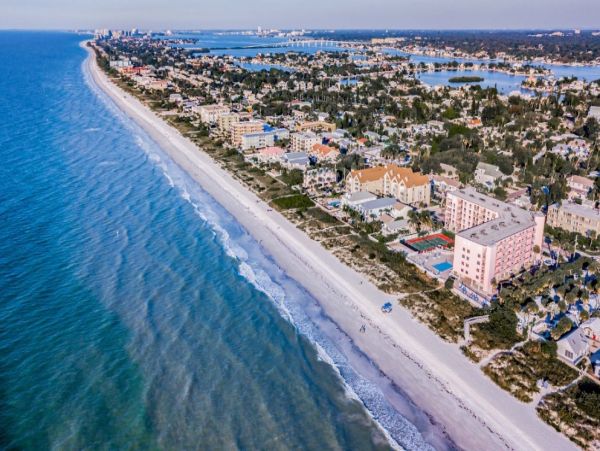 Indian Rocks Three Bedroom Gulf Front Vacation Condo