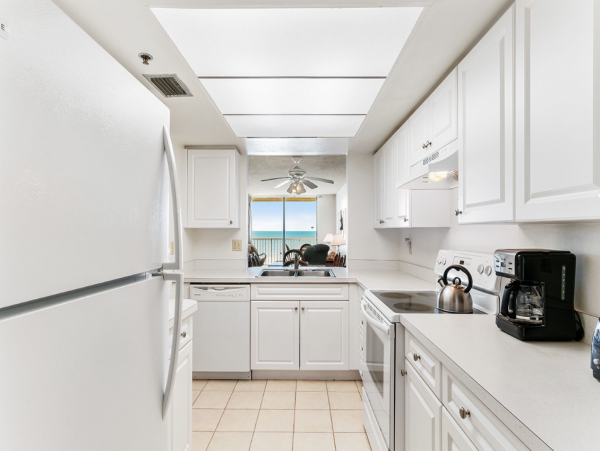 Indian Shores 3 Bedroom Vacation Condo Right on the Beach Great Views