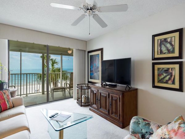 Relax in a Luxurious Vacation Rental in Indian Shores