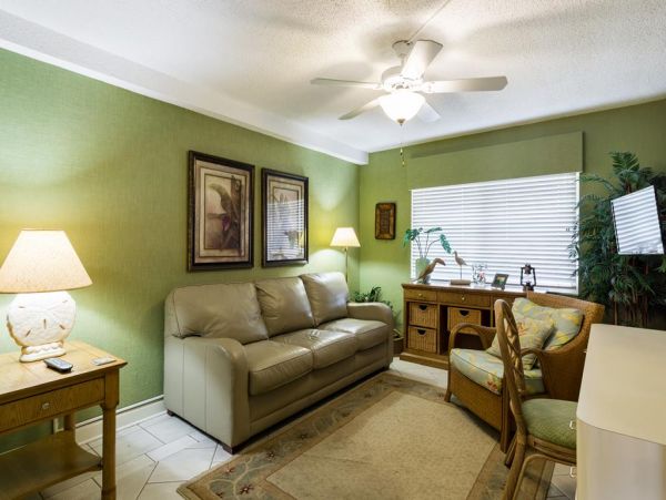 Relax in a Luxurious Vacation Rental in Indian Shores