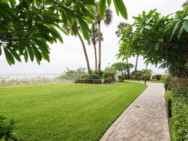 Relax in a Luxurious Vacation Rental in Indian Shores