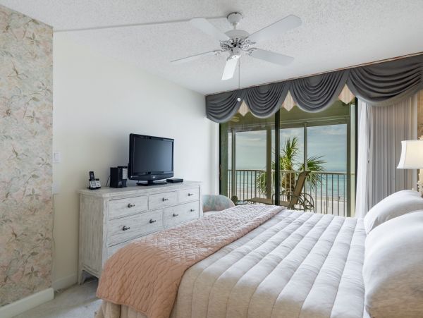 Relax in a Luxurious Vacation Rental in Indian Shores