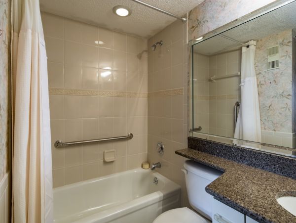 Relax in a Luxurious Vacation Rental in Indian Shores