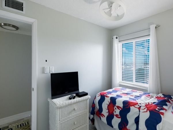 Indian Shores Ai Condo 983758