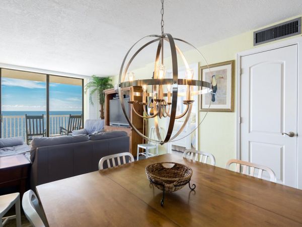 Three bedroom Modern Gulf Front Vacation Condo