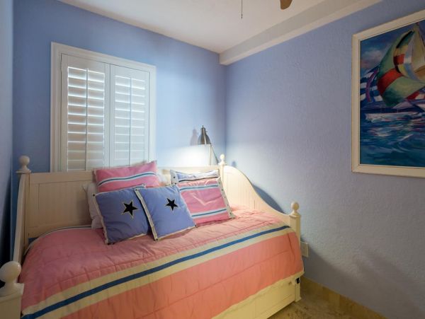 Three bedroom Modern Gulf Front Vacation Condo