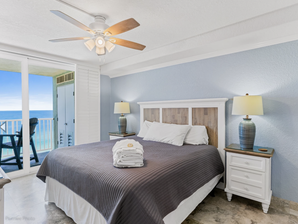 Three bedroom Modern Gulf Front Vacation Condo