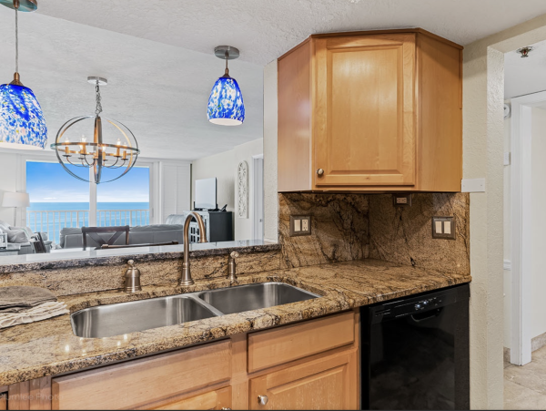 Three bedroom Modern Gulf Front Vacation Condo