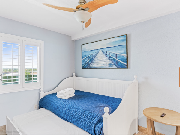 Three bedroom Modern Gulf Front Vacation Condo