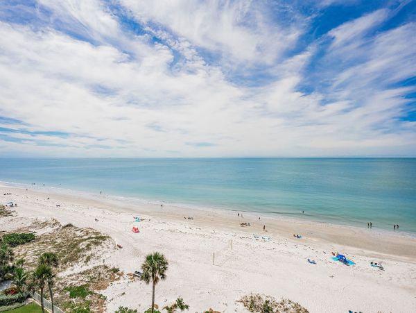 Indian Shores Gulf Front Three Bedroom Vacation Condo