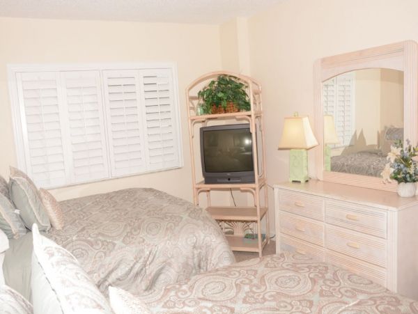 Indian Rocks Indian Shores Condo 983771