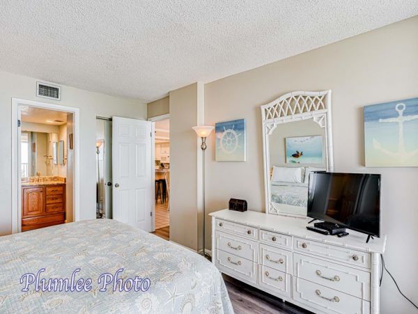 Indian Rocks Indian Shores Condo 983776