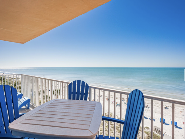 Three Bedroom Luxury Ocean Front Vacation Condo luxury