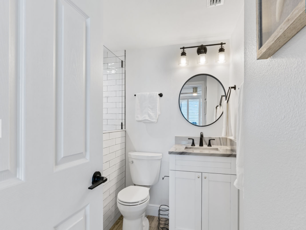 Three Bedroom Luxury Ocean Front Vacation Condo luxury