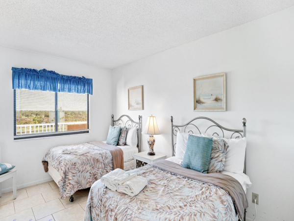 Lovely Vacation Getaway with Full Ocean Views