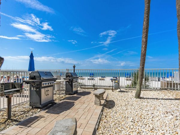 Lovely Vacation Getaway with Full Ocean Views