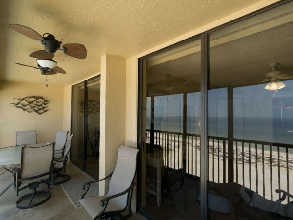Lovely 3 Bedroom Vacation Condo with Full Ocean View