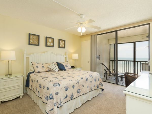 Lovely 3 Bedroom Vacation Condo with Full Ocean View