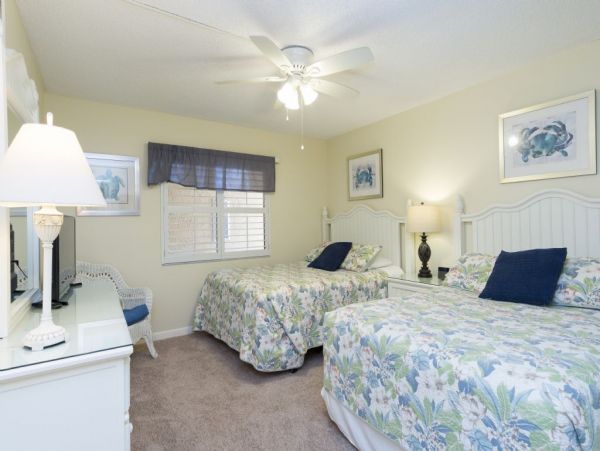 Lovely 3 Bedroom Vacation Condo with Full Ocean View