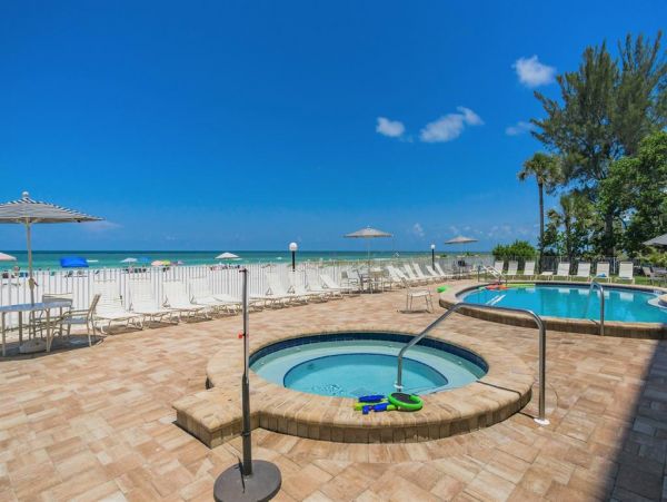 Indian Rocks Indian Shores Condo 983804