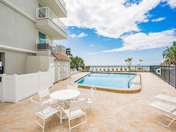 Indian Shores Vacation Condo Three Bedroom