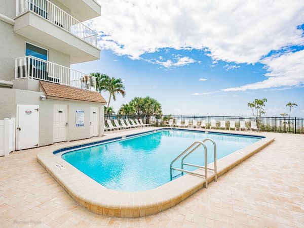 Indian Shores Vacation Condo Three Bedroom