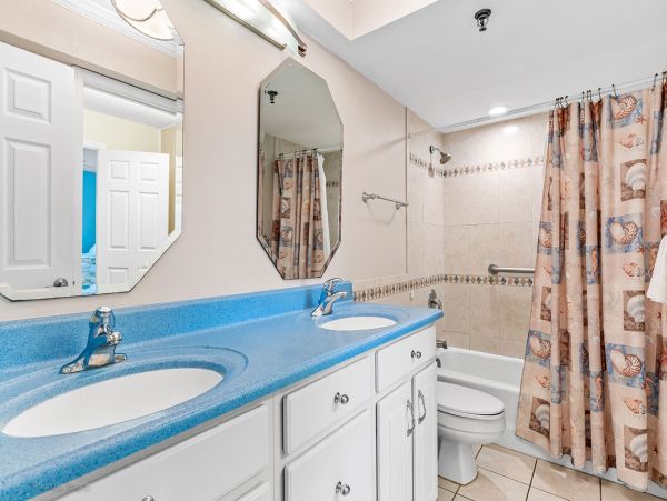 Indian Shores Vacation Condo Three Bedroom