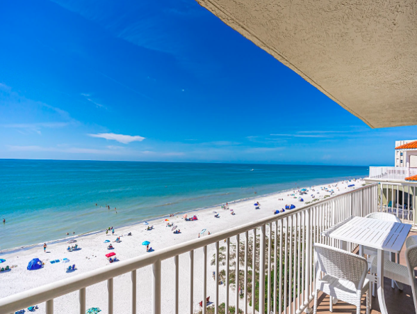 Gulf-Front Penthouse - 3 Bedroom Corner Unit with Sweeping Views