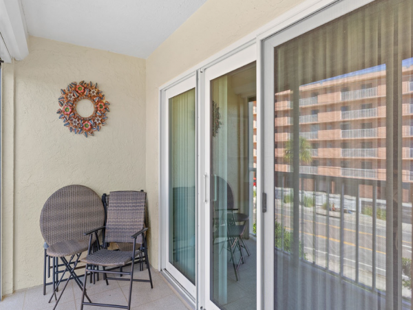 Lovely Two Bedroom Vacation Getaway in Indian Rocks Beach
