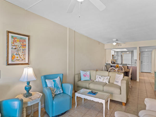 Lovely Two Bedroom Vacation Getaway in Indian Rocks Beach