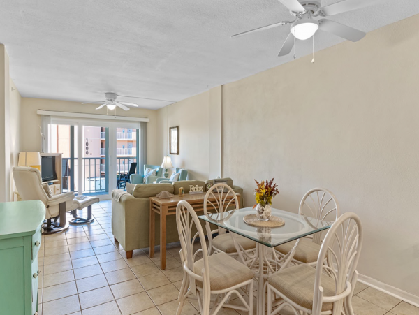 Lovely Two Bedroom Vacation Getaway in Indian Rocks Beach