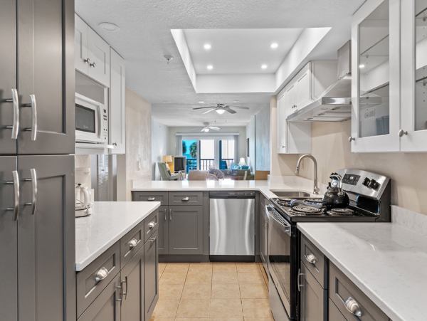Lovely Two Bedroom Vacation Getaway in Indian Rocks Beach
