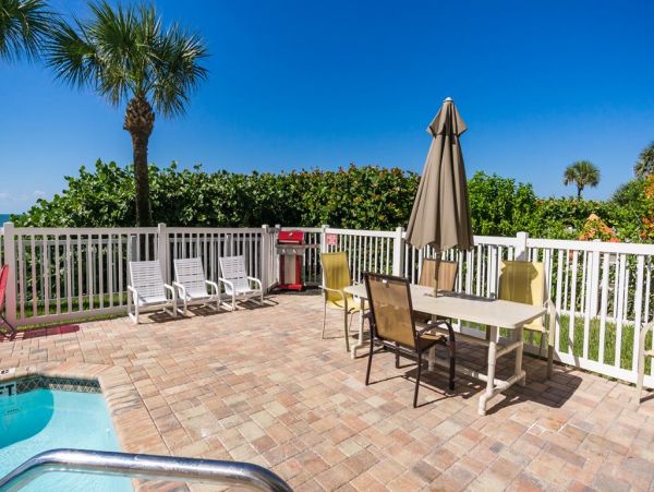 Indian Rocks Indian Shores Condo 983811