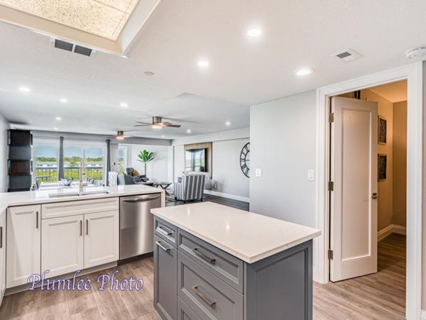 Indian Rocks Indian Shores Condo 983815