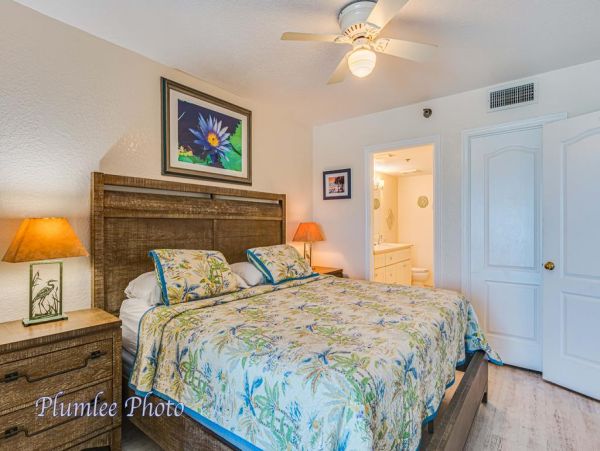 Indian Rocks Indian Shores Condo 983816
