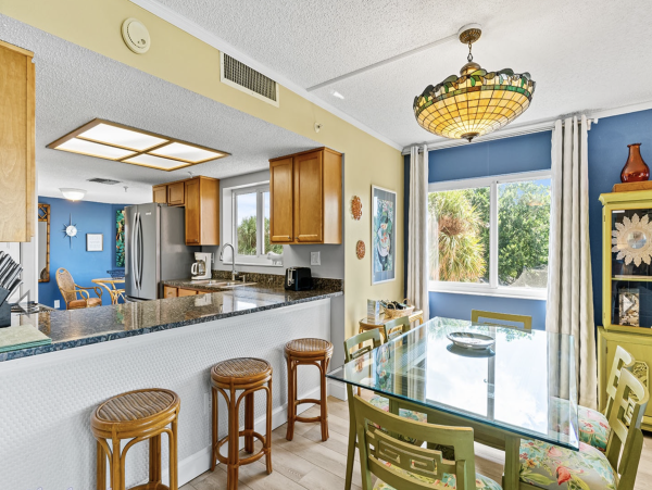 Stunning Indian Shores Vacation Condo