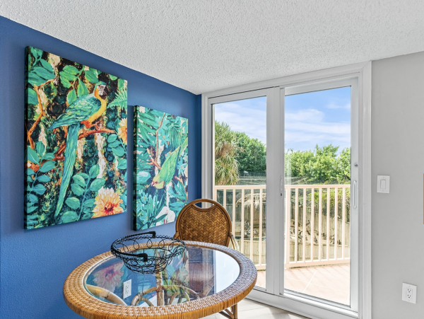 Stunning Indian Shores Vacation Condo