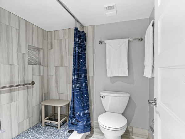 Stunning Indian Shores Vacation Condo