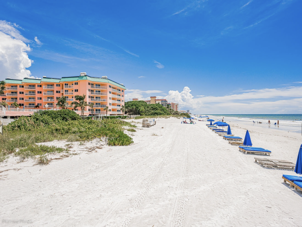 Stunning Indian Shores Vacation Condo