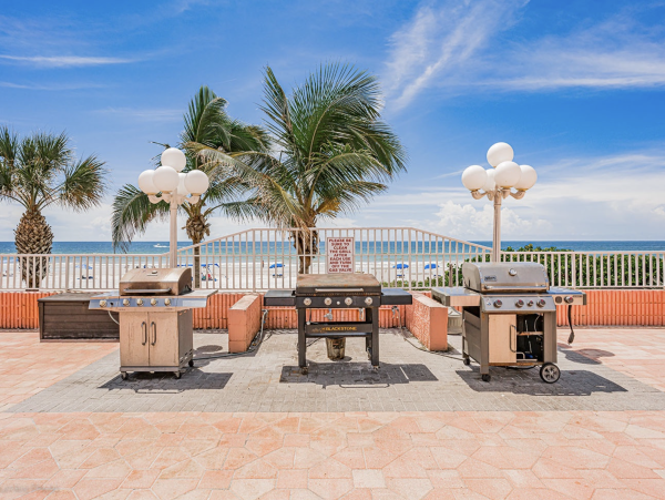 Stunning Indian Shores Vacation Condo