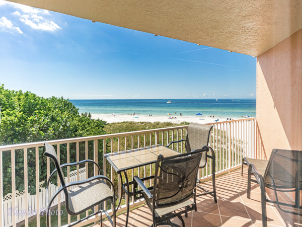 Stunning Indian Shores Vacation Condo