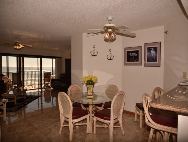 BEACHFRONT 3 BEDROOM WITH AMAZING VIEWS!