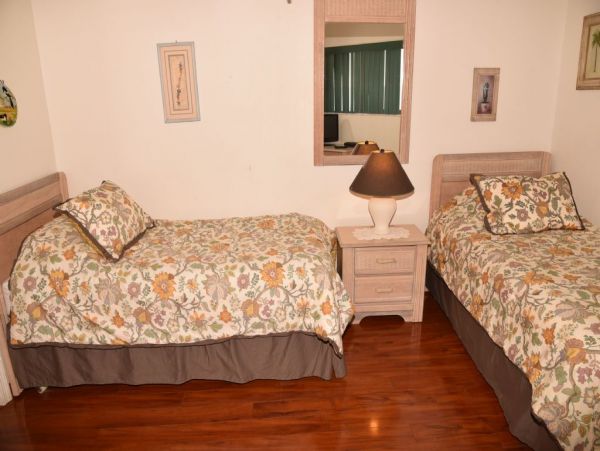 BEACHFRONT 3 BEDROOM WITH AMAZING VIEWS!